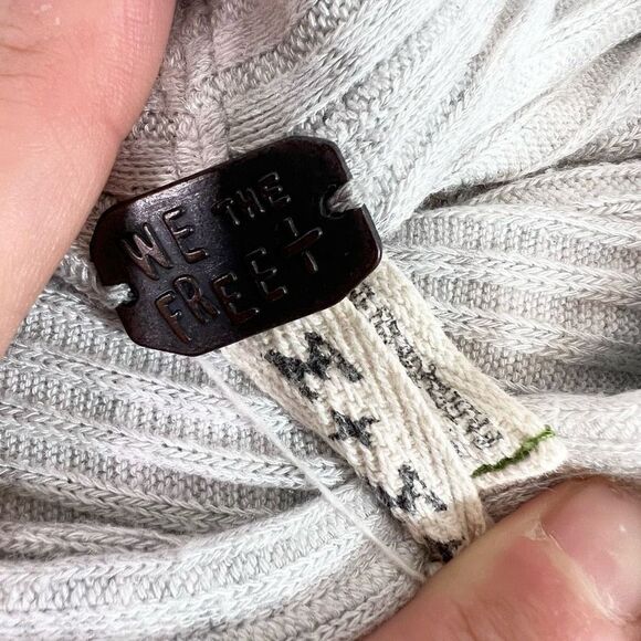 Free People We The Free Pullover Sweater Women's Medium Cowl Neck Rib Split Back - Picture 3 of 10